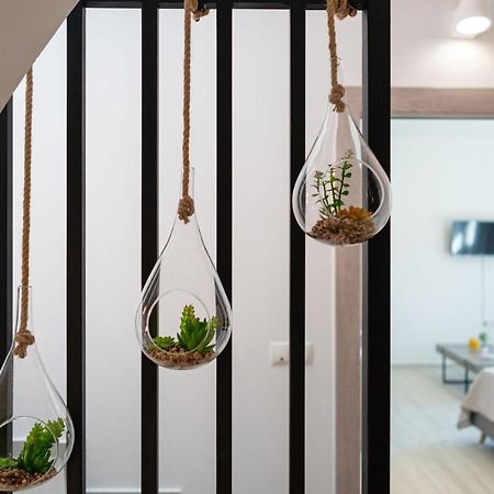 White&Gray Apartment 레팀노 외부 사진
